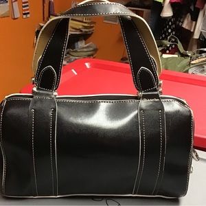 MONDANI NEW YORK  women's hand bag  black and white